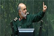 فرمانده کل سپاه پاسداران در ساری: دشمن غلط می‌کند بخواهد برای ما تصمیم بگیرد / حاج قاسم برای تعقیب دشمن مرز و جغرافیا نمی‌شناخت