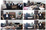 ستار هاشمی وزیر ارتباطات و فناوری اطلاعات  با حضور در منزل امیر سرلشگر خلبان شهید احمد کشوری با خانواده این شهید والامقام دیدار و گفتگو نمودند.