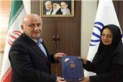 با حکم استاندار مازندران نخستین شهردار زن را به خود دید