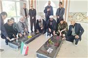 عطرافشانی گلزارشهدای خوشنام همزمان با هفته درختکاری در شهرستان سیمرغ انجام شد.
