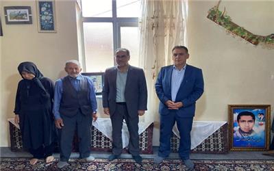 دیدار کهنسال از اسوه های صبر و مقاومت در سنگده