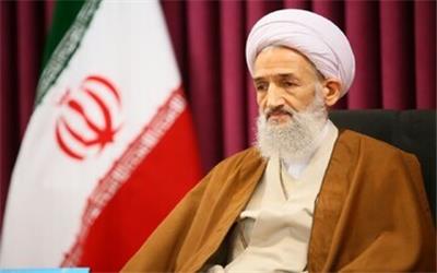 آیت‌الله جوادی آملی علی‌رغم عظمت علمی، همواره از تجلیل‌های شخصی پرهیز داشته‌اند