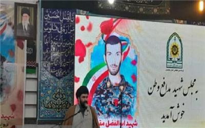 راه شهدا، راه روشن مقاومت و پیروزی است