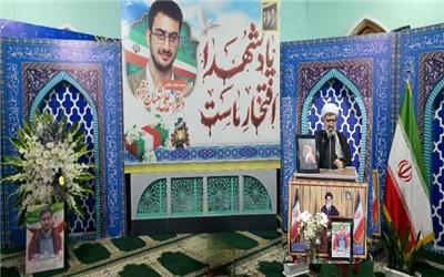 حرکت در مسیر بندگی خدا مهم‌ترین وظیفه ما در عالم دنیا است