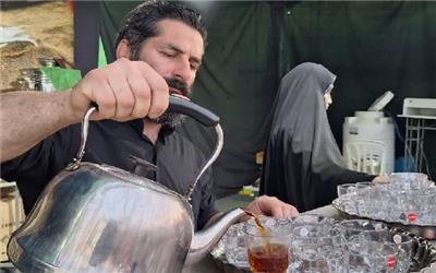 استمرار خدمت کاسوکاران به زائران اربعین