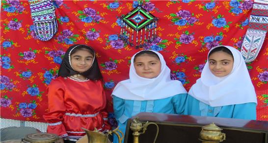 جشن بزرگ هفته مازندران در دبستان مهدیه پل‌سفید