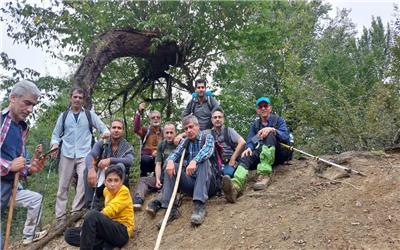 صعود تیم کوهنوردی دانشگاه مازندران به قله اسپرز سوادکوه