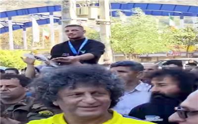 تجلیل باشکوه از محبوب قلبها، سینا خلیلی، با حضور چشمگیر مردم