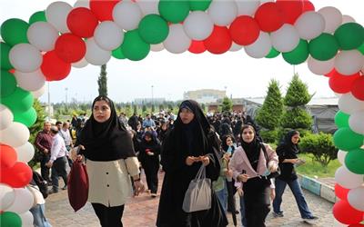 جشن بزرگ آغاز سال تحصیلی دانشجویان نوورود دانشگاه مازندران برگزار شد