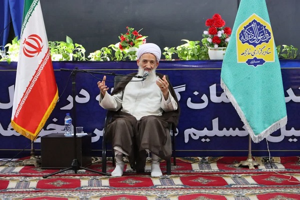 حضور و خدمت در نمازجمعه افتخاری بزرگ است