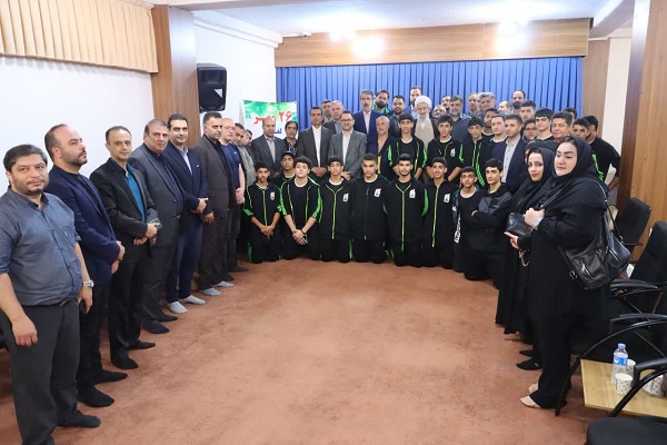 میدان ورزش باید سرشار از ارزش های معنوی،ایمان، ایثار و فداکاری باشد