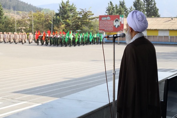 ملت ایران توانست کشور را از چنگال استکبار جهانی رهایی بخشد