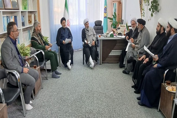 نشست قرارگاه راهبری مساجد شهرستان بابلسر در هادی شهر